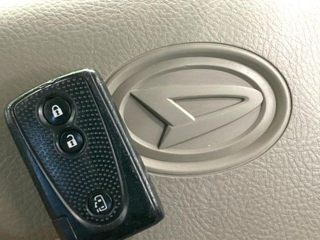 �y�L�[���X�z�������ꂽ�ꏊ����ł��{�^����Ńh�A�̊J���E�{�����ł���̂łƂ��Ă��֗�!�h�A�̌�������ɏ������邱�Ƃ�����܂����