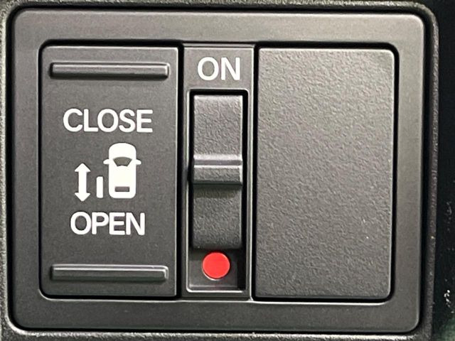 �y�p���[�X���C�h�h�A�z�X�}�[�g�L�[��^�]�Ȃ̃X�C�b�`�ŃX���C�h�h�A�̊J���\���d��������͂����ăh�A���J����K�v�������A���������q�l�ł��A�d���ו��������Ă��鎞�����N�ɊJ���߂ł��܂���