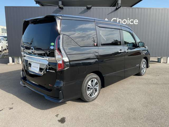 セレナ1.2 e-POWER ハイウェイスターV