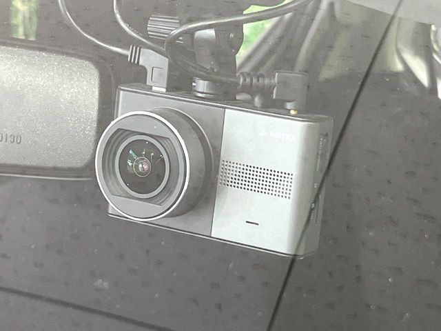 �y�h���C�u���R�[�_�[�z�h���C�u���R�[�_�[����!���s���͂������A������^�]�⎖�̂ɑ��������ہA�f���ŋL�^���A����̃��X�N�ɔ����܂��B���L�^�pSD�J�[�h�͂��q�l�����g�ł��������������K�v������܂��B