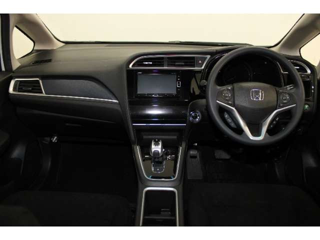 シャトル1.5 ハイブリッド ホンダセンシング