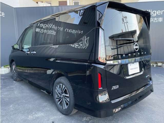 セレナ1.4 e-POWER ハイウェイスターV