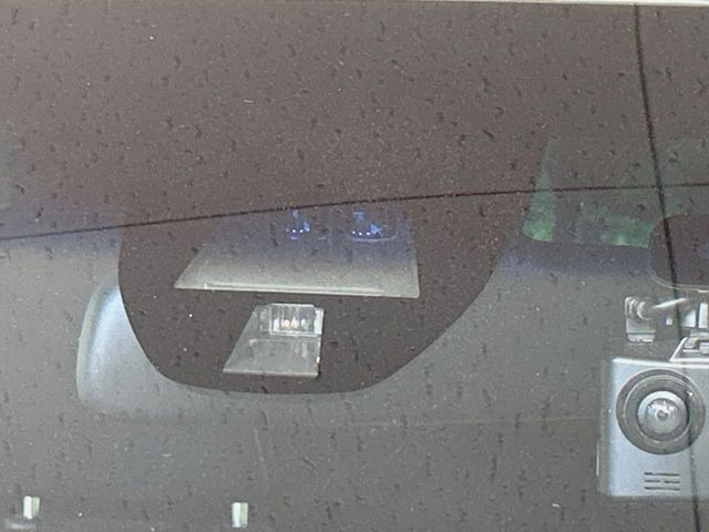 �y�V�e�B�u���[�L�A�N�e�B�u�V�X�e���z�ᑬ���s���ɑO���̎ԗ�����F�����A�Փ˂������Ȏ��͌x��ƃu���[�L�ŏՓˉ���Ɣ�Q�y�����A�V�X�g�B�����S�Ƀh���C�u�����y���݂��������܂��B