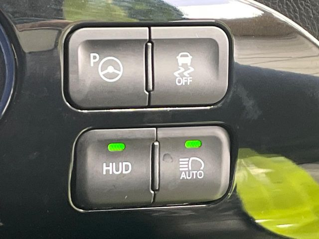 �y�w�b�h�A�b�v�f�B�X�v���C�z���݂̑��x�⑖�s�����f�W�^���\���ŉ^�]�ȑO���̃K���X�ɓ��e!�^�]���A�ڐ������炳���K�v�ȏ����m�F�ł���̂łƂ��Ă��֗��ň��S!