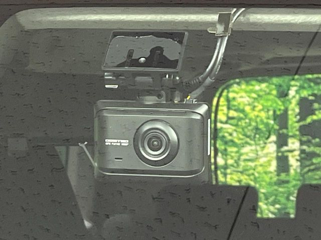 �y�h���C�u���R�[�_�[�z���S�E���S�ȃJ�[���C�t�ɕK�{�̃h���C�u���R�[�_�[�𑕔�!���s���͂������A������^�]�⎖�̂ɑ��������ۂ̏󋵂��f���ŋL�^���A����̃��X�N�ɔ����܂��B