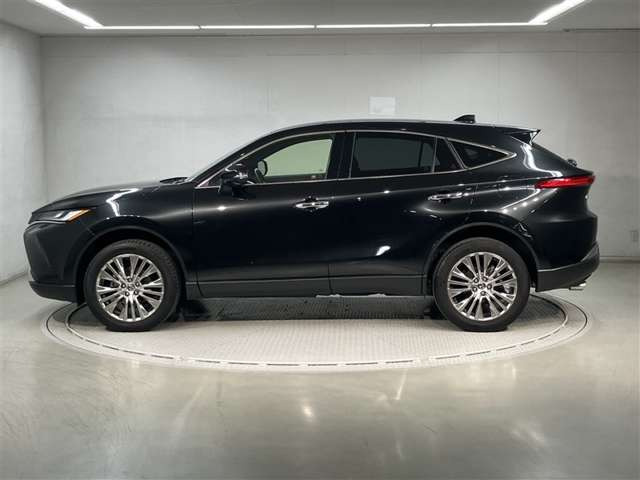 ハリアー2.5 ハイブリッド E-Four Z レザーパッケージ 4WD