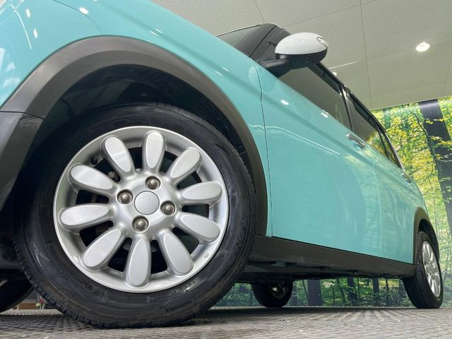 �y����14�C���`�A���~�z�C�[���z�O�ςɃ}�b�`���������A���~�z�C�[���𑕒����Ă���܂��B�e��ЊO�A���~�z�C�[����A�X�^�b�h���X�^�C�����戵�����Ă���܂��B���񂲑��k����������