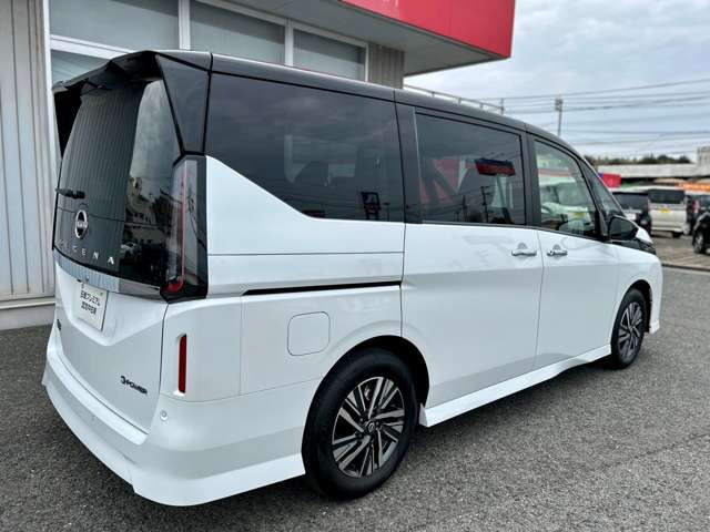 セレナ1.4 e-POWER ハイウェイスターV