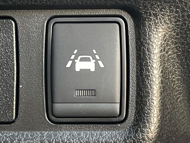 �y�C���e���W�F���gLI�z���s���̎Ԑ�����͂ݏo�������Ȏ��A�x�����Ƌ��ɃX�e�A�����O�ƃu���[�L�𐧌䂵�A�Ԑ����𑖍s����l�ɃA�V�X�g�B�����S�ȉ^�]���T�|�[�g���Ă���܂�!