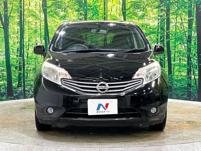 ��D�]�𒸂��Ă���܂��{�f�B�R�[�g���D�]��t���B�������x�̃K���X�疌�ŝ����͂������A�㎿�ȃc���E����������B���O����_���J�����؂Ȉ��Ԃ�ی삵�A�F�����E�򉻂�h�~�B