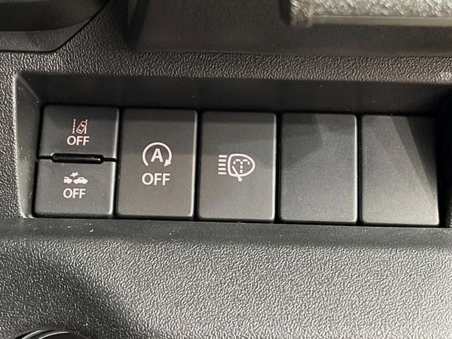 �y�X�Y�L �Z�[�t�e�B�T�|�[�g�z���s���ɑO���̎ԗ�����F�����A�Փ˂������Ȏ��͌x��ƃu���[�L�ŏՓˉ���Ɣ�Q�y�����A�V�X�g�B�����S�Ƀh���C�u�����y���݂��������܂��B