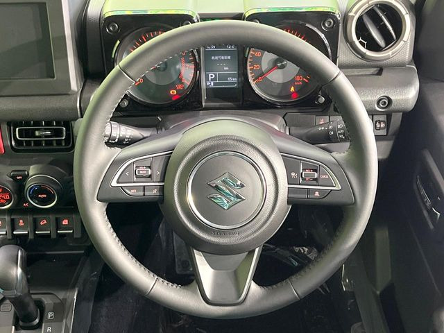 �y�X�e�A�����O�X�C�b�`�z�^�]���A�O������ڐ������炷���ƂȂ��A�I�[�f�B�I���̑��삪�\�ȕ֗��@�\!���S&���K�ȃh���C�u�����o���Ă���܂���