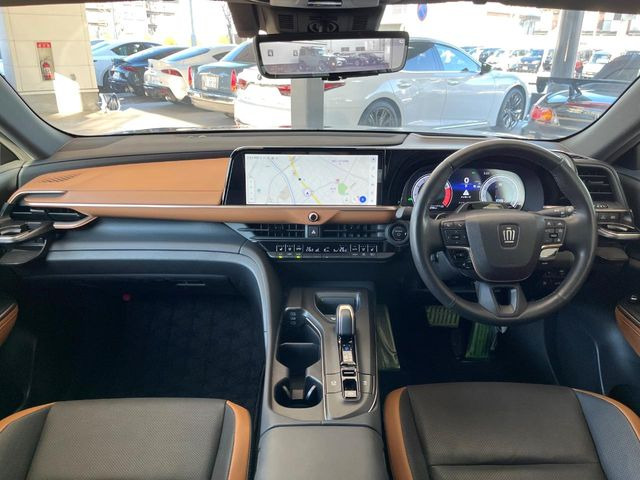 クラウンクロスオーバー