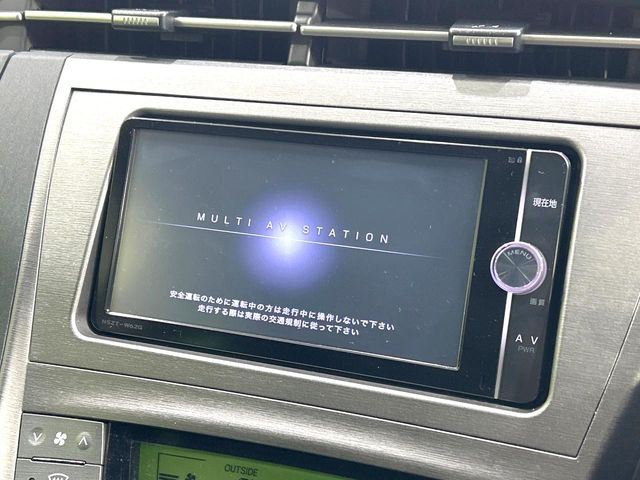 �y�����i�r�z�l�C�̏����i�r�𑕔����Ă���܂��B�i�r�̎g���₷���͂������A�I�[�f�B�I�@�\���[��!�L�����v�◷�s�͂������A�ʋ΂┃�����ȂǕ��i�̃h���C�u���y�����Ȃ�͂���