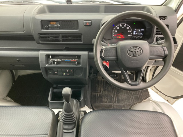 ピクシストラックスタンダード 4WD