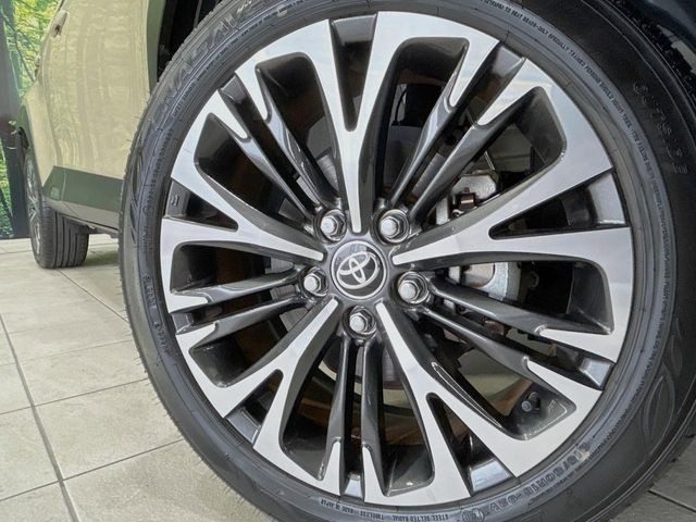 �y����18�C���`�A���~�z�C�[���z�O�ςɃ}�b�`���������A���~�z�C�[���𑕒����Ă���܂��B�e��ЊO�A���~�z�C�[����A�X�^�b�h���X�^�C�����戵�����Ă���܂��B���񂲑��k����������