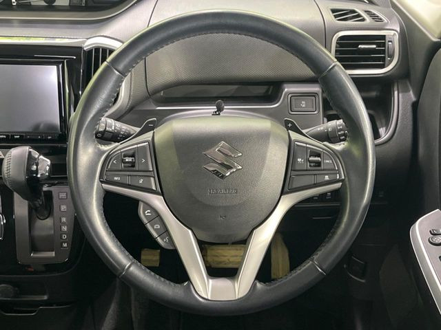 �y�����v�����X�e�A�����O�z�㎿�Ȋv���g�p���邱�ƂŁA��ɂ����������݂ƂĂ��^�]���₷���n���h���ł���