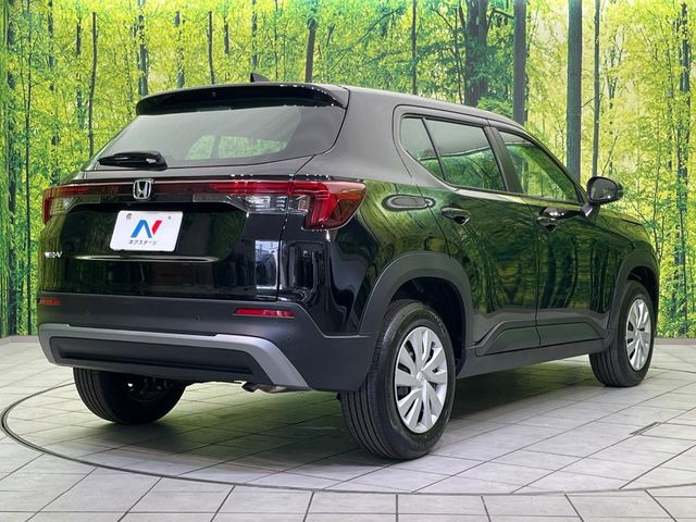 ☆全国のネクステージからお取り寄せが可能※!遠方の店舗に展示してあるクルマが気になる場合も、最寄りの店舗でご覧いただくことが可能です!是非私たちに要望をお聞かせください!※別途費用