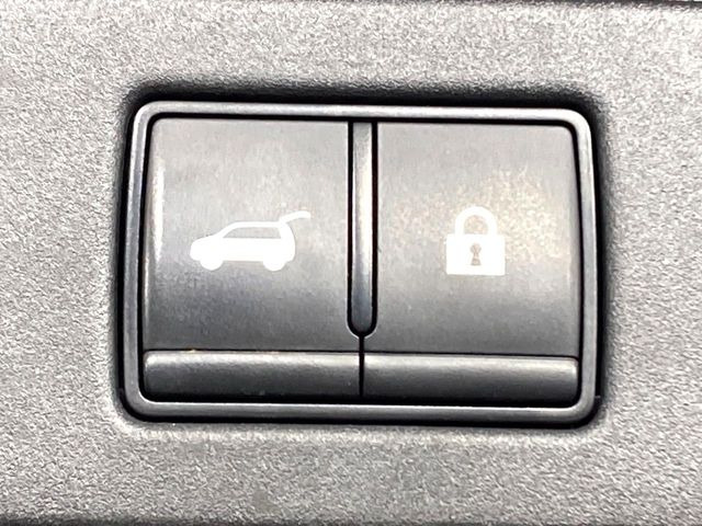 �y�p���[�o�b�N�h�A�z�X�}�[�g�L�[��^�]�Ȃ̃{�^�������������Ń��A�Q�[�g�������ŊJ���܂�!�ו��������Ă��鎞��A�����ʒu�ɂ���o�b�N�h�A��߂�ۂɕ֗��ȋ@�\�ł���