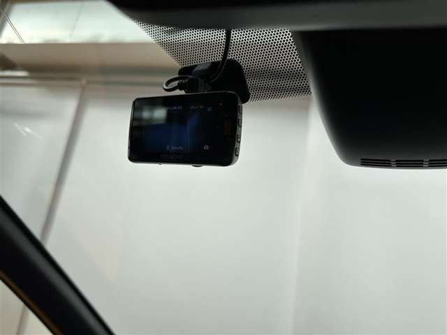 ヴォクシー2.0 ZS 煌 4WD