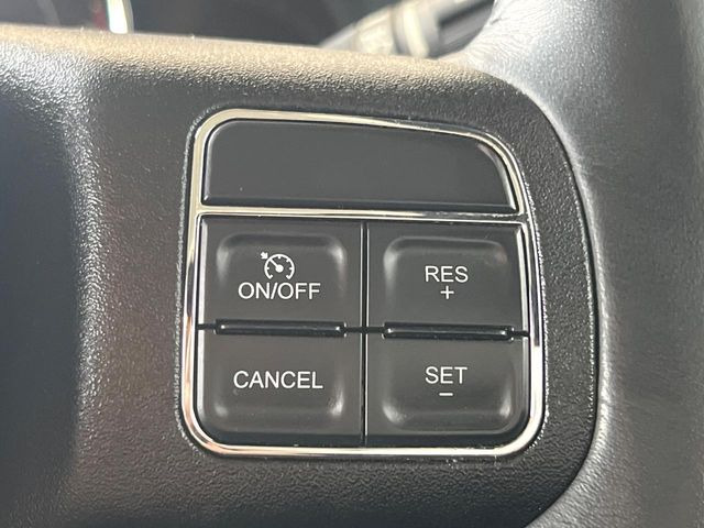 ���I�[�g�N���[�Y�R���g���[��:�������H�⎩���Ԑ�p���H���ɂāA�葬���q���\�ƂȂ�֗��ȋ@�\�ł��B�������ړ��̍ۂł����ɂ����֗��ɂ��g�����������܂���