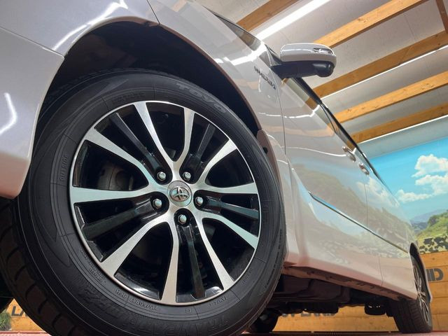 �y����17�C���`�A���~�z�C�[���z�O�ςɃ}�b�`���������A���~�z�C�[���𑕒����Ă���܂��B�e��ЊO�A���~�z�C�[����A�X�^�b�h���X�^�C�����戵�����Ă���܂��B���񂲑��k����������