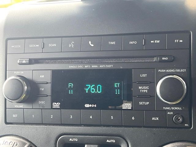 �������I�[�f�B�I��CD�Đ����\�ł������܂��B