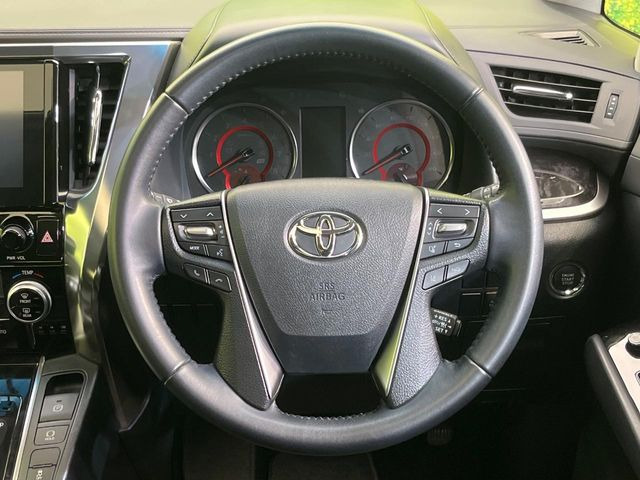 【ステアリングスイッチ】運転中、前方から目線をそらすことなく、オーディオ等の操作が可能な便利機能!安心&快適なドライブを演出してくれます♪