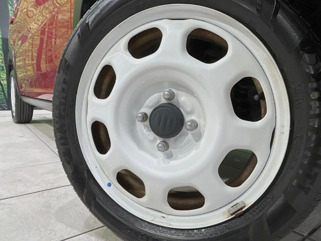 �y����15�C���`�A���~�z�C�[���z�O�ςɃ}�b�`���������A���~�z�C�[���𑕒����Ă���܂��B�e��ЊO�A���~�z�C�[����A�X�^�b�h���X�^�C�����戵�����Ă���܂��B���񂲑��k����������