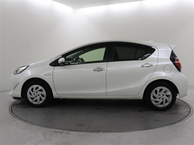 アクア1.5 S スタイルブラック