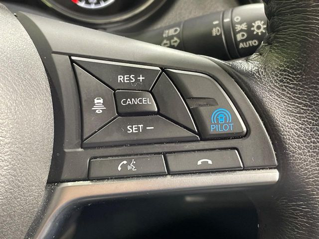 �y�v���p�C���b�g�z�������H�ł̒��������s���y��!!�a�؎��Ə��񑖍s�̃V�[���ŁA�A�N�Z���E�u���[�L�E�X�e�A�����O�������Ő��䂵�A�������^�]�̕��S���y�����Ă���܂���