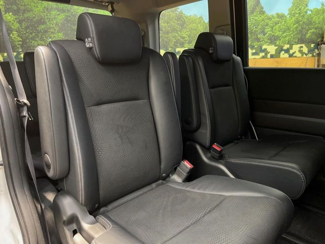 ���ڒ����̓E�H�[�N�X���[�ƂȂ��Ă���܂��B���ڂƎO��ڂ̈ړ�����~�肪�Ƃ��Ă��y�ɂȂ�̂ŁA���~��̍ۂ��X�g���X�������邱�Ƃ͂���܂����