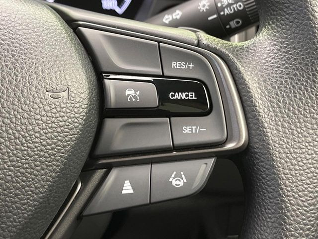 �y�A�_�v�e�B�u�N���[�Y�R���g���[���z�������H�ł̒��������s���y��!!�����ő��x��ۂN���[�Y�R���g���[�����A�Փˌy���V�X�e���ƘA�g���A�O���̎ԗ������m���ĎԊԂ�ۂ悤�ɑ��x���߂��Ă���܂�!!