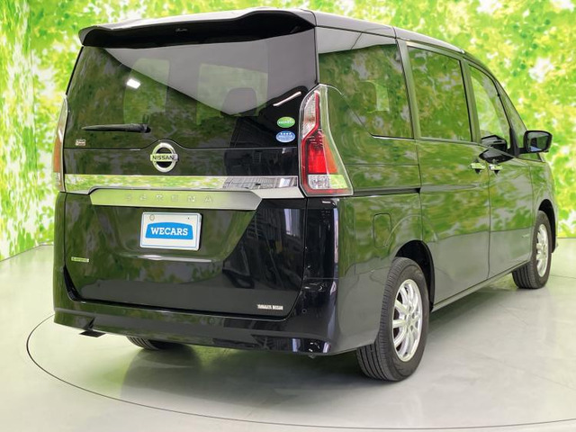 セレナ2.0 X VセレクションII 4WD