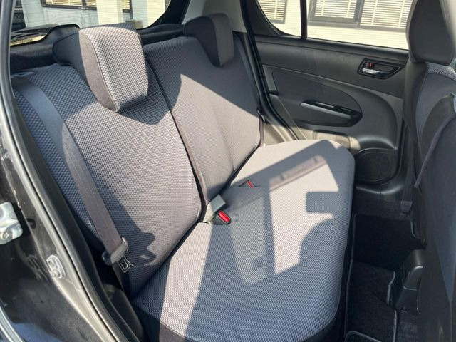 �㕔���Ȃ��C�ɂȂ�悤�ȃL�Y�E�����ւ��蓙�A�傫�ȃ_���[�W�͂Ȃ��A�ǍD�ȏ�Ԃł��B