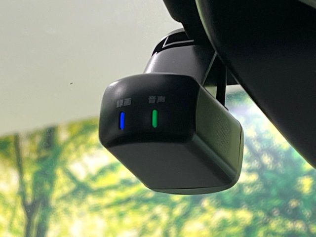 �y�h���C�u���R�[�_�[�z�h���C�u���R�[�_�[����!���s���͂������A������^�]�⎖�̂ɑ��������ہA�f���ŋL�^���A����̃��X�N�ɔ����܂��B���L�^�pSD�J�[�h�͂��q�l�����g�ł��������������K�v������܂��B