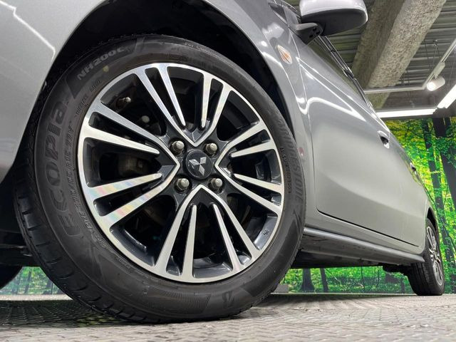 �y����15�C���`�A���~�z�C�[���z�O�ςɃ}�b�`���������A���~�z�C�[���𑕒����Ă���܂��B�e��ЊO�A���~�z�C�[����A�X�^�b�h���X�^�C�����戵�����Ă���܂��B���񂲑��k����������