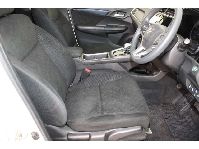 シャトル1.5 ハイブリッド ホンダセンシング