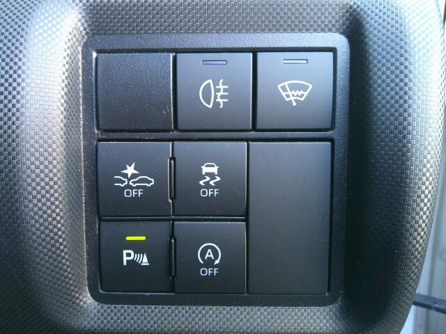 �e��X�C�b�`�t���ł��B�b��̃X�}�[�g�A�V�X�g���ځB���S�^�]�̋��������ł���(�_�C�n�c)