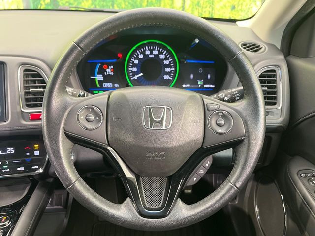 �y�����v�����X�e�A�����O�z�㎿�Ȋv���g�p���邱�ƂŁA��ɂ����������݂ƂĂ��^�]���₷���n���h���ł���