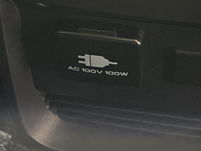 �y�A�N�Z�T���[�R���Z���g�z�L�����v��X�|�[�c�A�A�E�g�h�A�ł̃A�N�e�B�r�e�B�͂������A�ЊQ�E��d�̍ۂɏ����ɂ��Ȃ�AC100V�R���Z���g�𑕔���P�[�^�C��^�u���b�g�A�Q�[���@��̏[�d�ɂ���