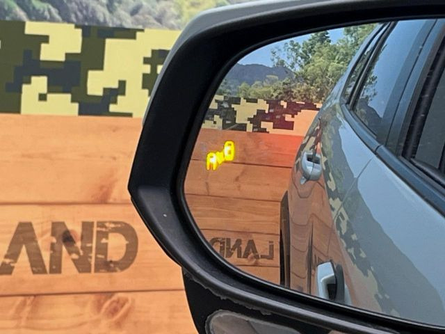 �y�u���C���h�X�|�b�g���j�^�[�z���s���A�h�A�~���[�̎��p�ɂȂ�₷���ӏ��Ɍ㑱�Ԃ��ڋ߂���ƃT�C�h�~���[�̃����Y�Ɍx����\��!�h���C�o�[�ɒ��ӊ��N�����Ă���܂��B