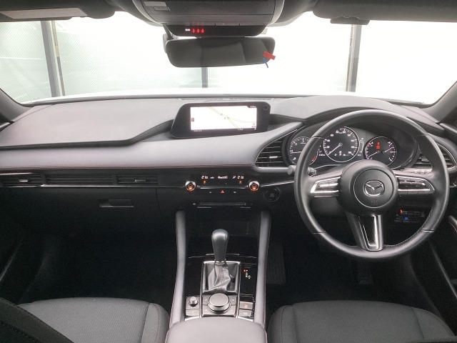 MAZDA3セダン1.8 XD ブラックトーンエディション