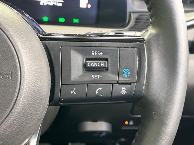 �y�v���p�C���b�g�z�������H�ł̒��������s���y��!!�a�؎��Ə��񑖍s�̃V�[���ŁA�A�N�Z���E�u���[�L�E�X�e�A�����O�������Ő��䂵�A�������^�]�̕��S���y�����Ă���܂���