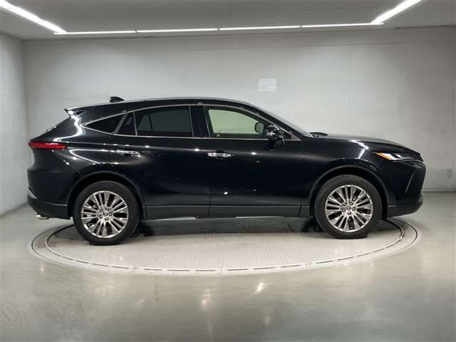 ハリアー2.5 ハイブリッド E-Four Z レザーパッケージ 4WD