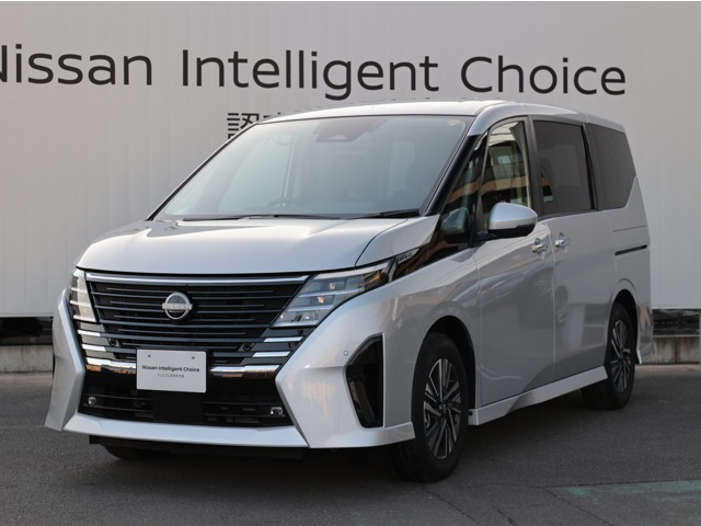 セレナ1.4 e-POWER ハイウェイスターV