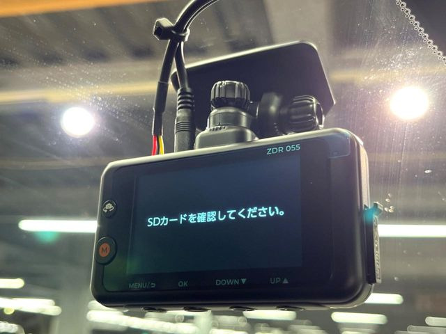 �y�h���C�u���R�[�_�[�z���S�E���S�ȃJ�[���C�t�ɕK�{�̃h���C�u���R�[�_�[�𑕔�!���s���͂������A������^�]�⎖�̂ɑ��������ۂ̏󋵂��f���ŋL�^���A����̃��X�N�ɔ����܂��B