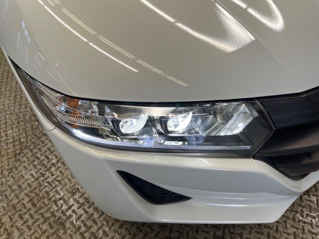 �yLED�w�b�h���C�g�z���V����ԑ��s�����ǍD�Ȏ��E���m�ۂ����S���ĉ^�]�ł��鍂�P�xLED�w�b�h���C�g�𑕔�!�_�����x�������A����d�͂��}�����Ă��܂��B