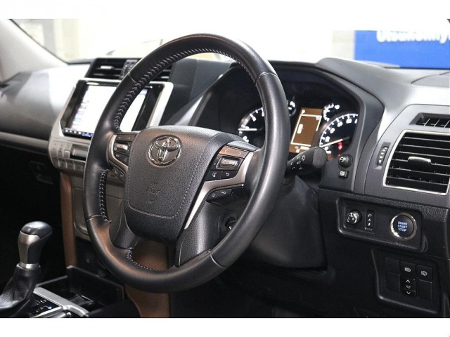 ランドクルーザープラド2.7 TX Lパッケージ 70th アニバーサリーリミテッド 4WD