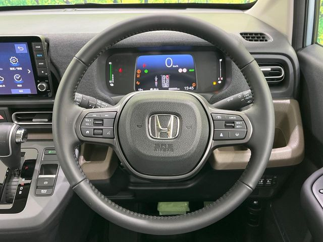 �y�����v�����X�e�A�����O�z�㎿�Ȋv���g�p���邱�ƂŁA��ɂ����������݂ƂĂ��^�]���₷���n���h���ł���